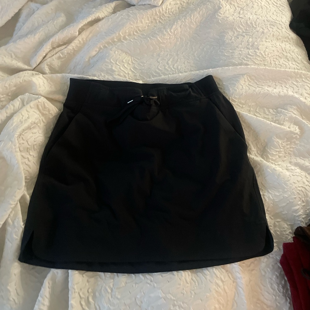 Athleta tennis skirt